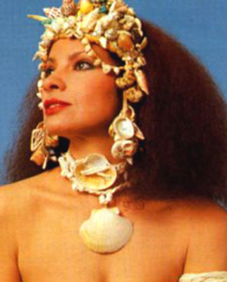 Clara Nunes - Guerreira, Mestiça Mística de Luz - Embaixatriz cultural.